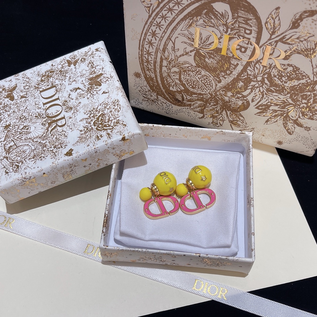 Dior DIOR 2022 春季Tribales系列
