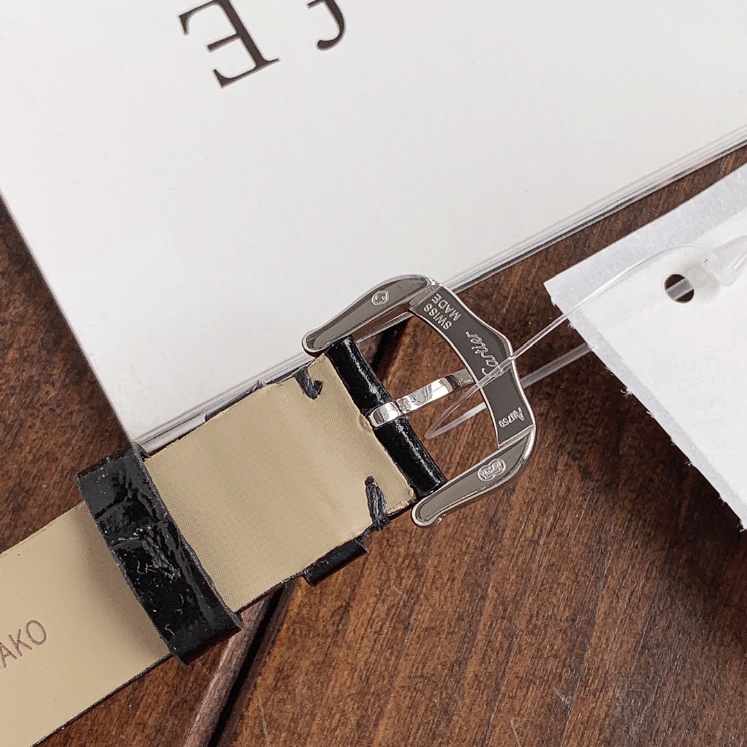 Cartier 白气球系列 腕表女,手表,cartier 8