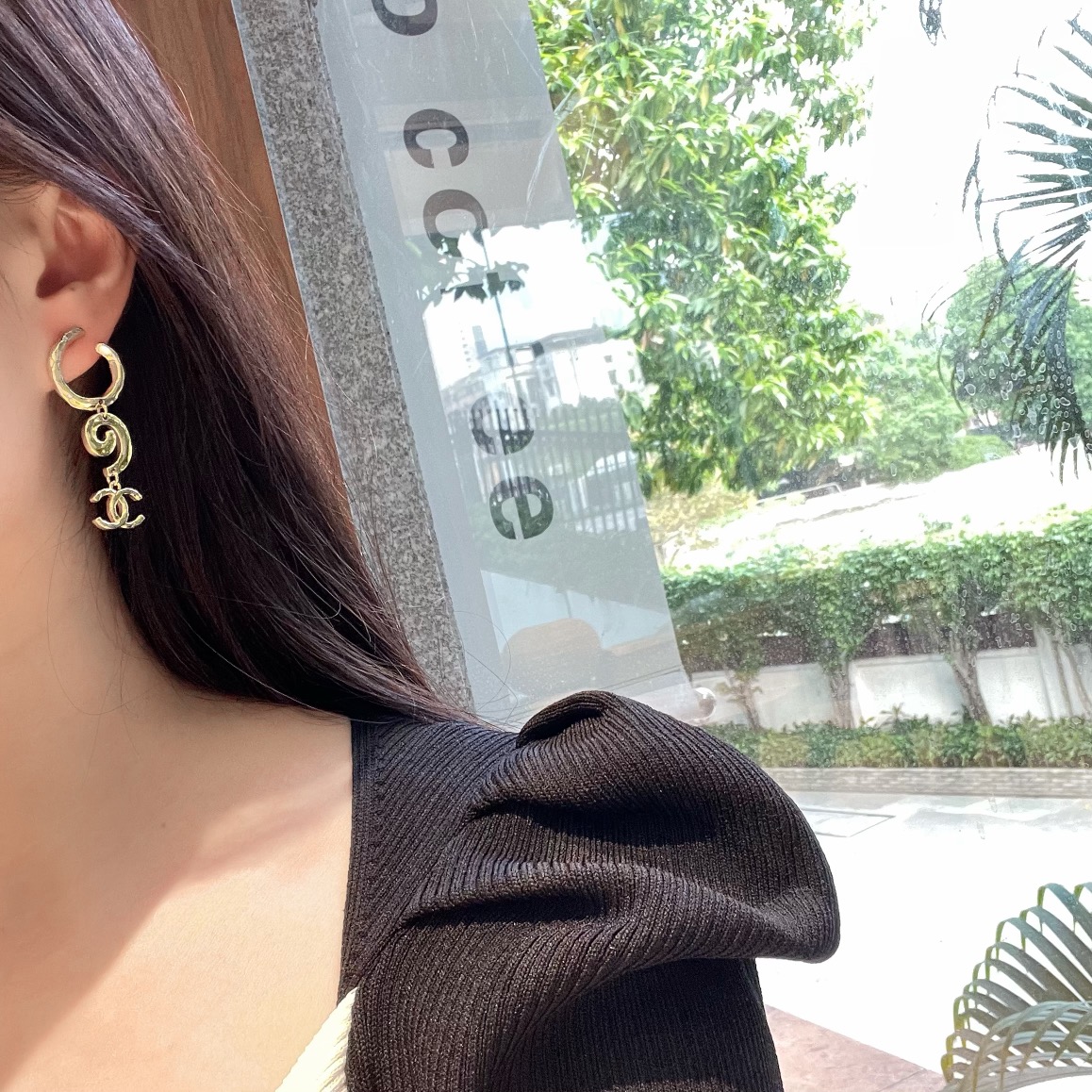 新款☑️CHANEL香奈儿 金色 双c 耳钉耳环