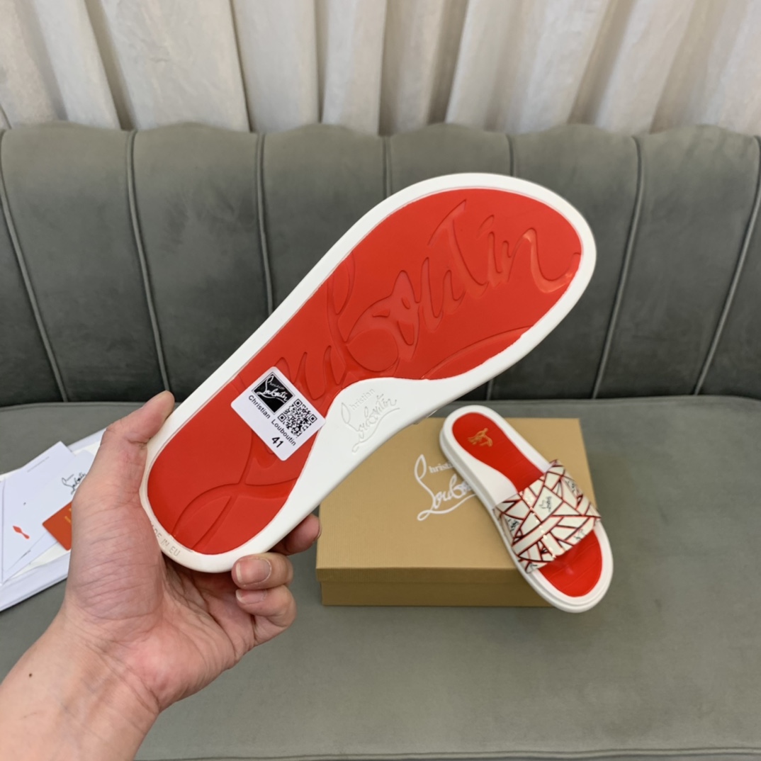 Precio de venta: P130 Marca comercial: CL Red Bottom Shoes* "CL*" slippers Talla normal: 38-44 (Se p