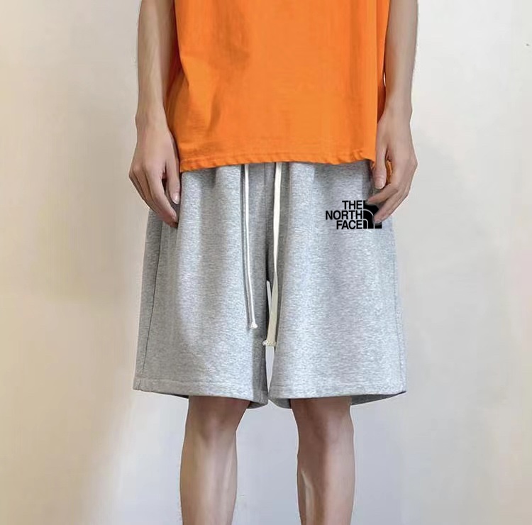 特价80💰不退换
🍫The North Face 北面夏季毛圈运动宽松短裤
官网发售🏆|兼运动与潮流✨|超百搭✅
甄选新疆21支300g纯棉毛圈面料/最大的优点就是柔软轻薄透气 会呼吸的面料 亲肤性跟保形性好 上身超轻便☀️//配合3D立体裁剪工艺/双线排针制作工艺 真正属于运动裤制作的独特工艺/可轻松驾驭多种风格的搭配 完美适应各种场合✅
夏季清凉透气 运动又时尚 随意搓洗运动超级耐磨/上身不挑人 定制原版三标 上身显白又显瘦 不通俗大众 靓眼夺目 回头率超高 拍照超好看📷
🌟🌟🌟🌟🌟推荐好物❗️❗️❗️
Color:黑色/灰色
Size:M到2xl