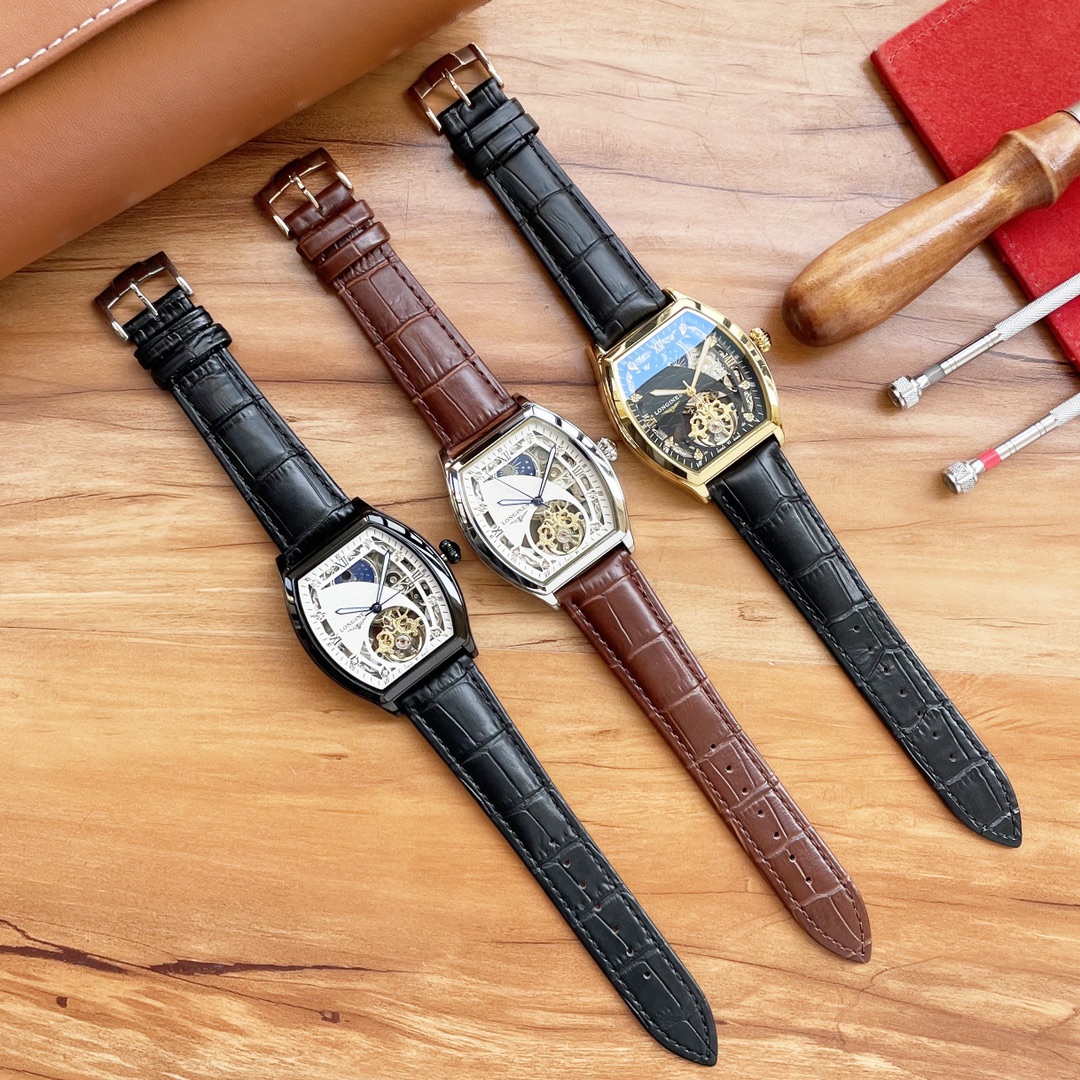 统一 酒桶新品 震撼上市 最新：浪琴 Longines 镂空设计 类型：精品男士腕表 表带：真牛皮表带 机芯：高端全自动机械机芯 镜面：矿物质强化玻璃更高清 品味高雅 浩瀚大气 匠心独运 腕间瑰宝 尺寸：直径42mm厚12.5mm热卖上市欢迎转载