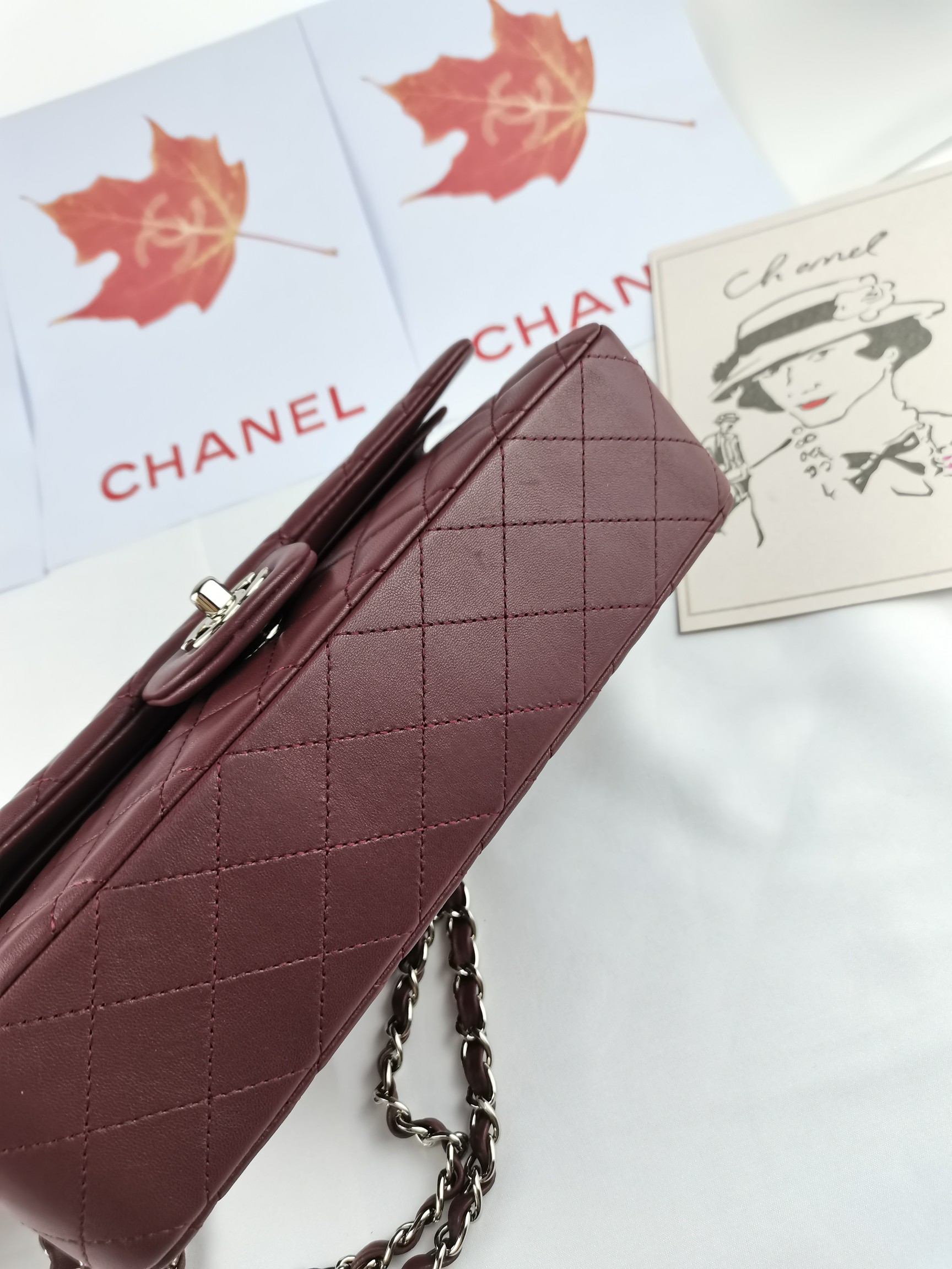 顶级货_厂跑量价高端定制品Chane1ClassicBag01112演绎了Chane1的经典高雅简约精美