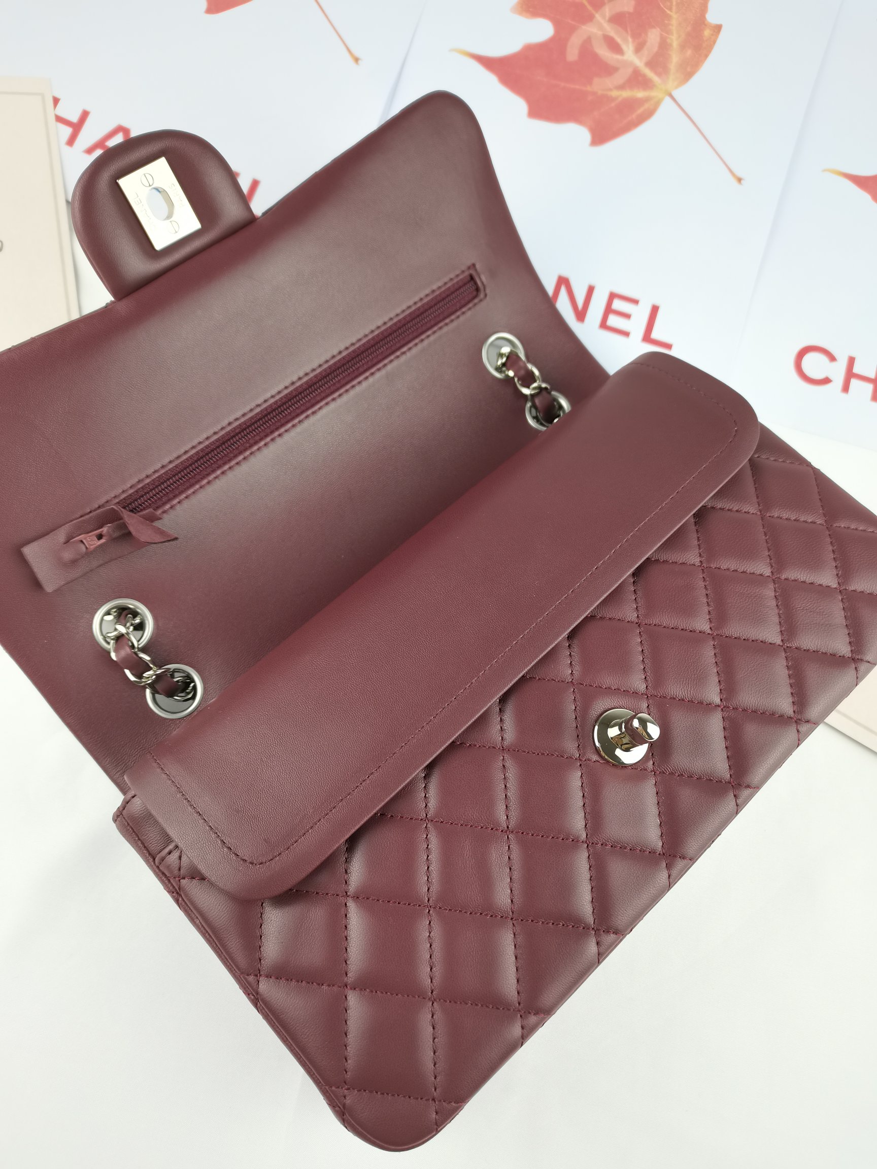 顶级货_厂跑量价高端定制品Chane1ClassicBag01112演绎了Chane1的经典高雅简约精美