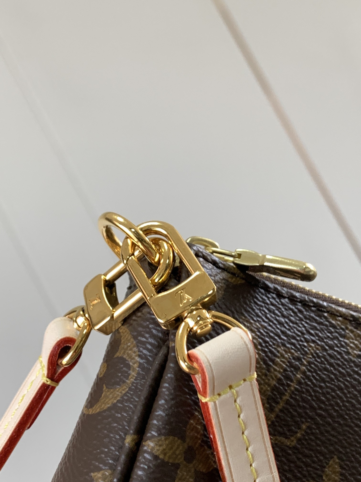 Louis Vuitton Haute Couture Haute Couture Ready-to-Wear Clothing Dress 6