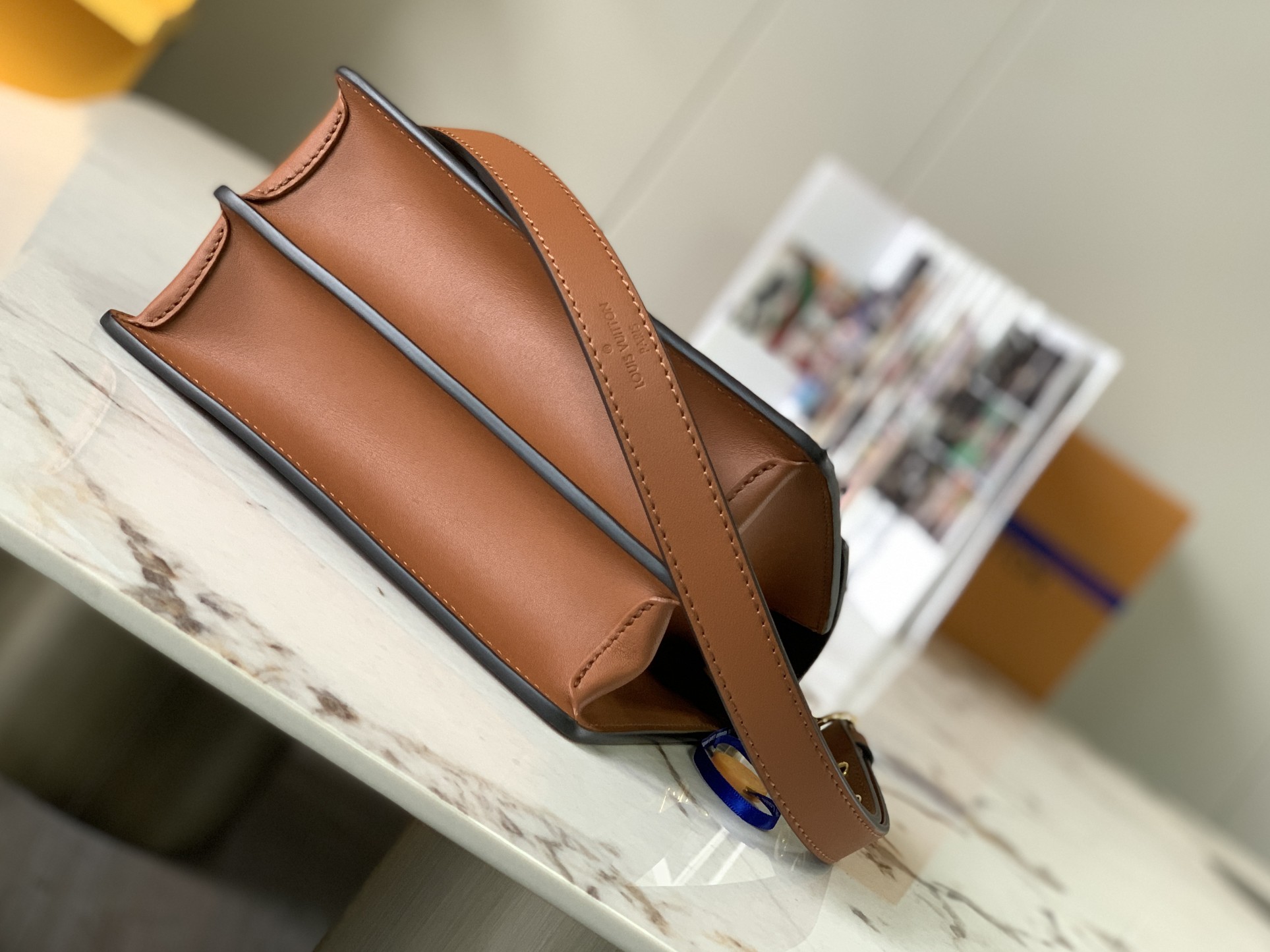路易威登 Louis Vuitton 高定典藏名品高定成衣时装外套连衣裙衬衫T恤 #A4F76503 4