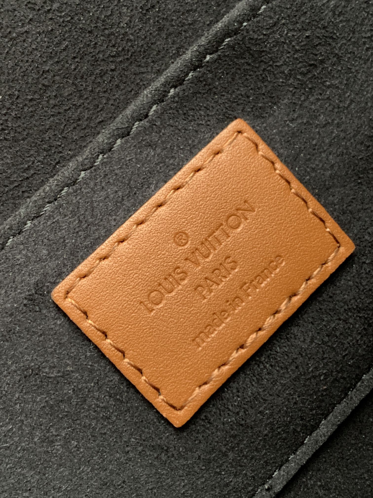 路易威登 Louis Vuitton 高定典藏名品高定成衣时装外套连衣裙衬衫T恤 #A4F76503 9