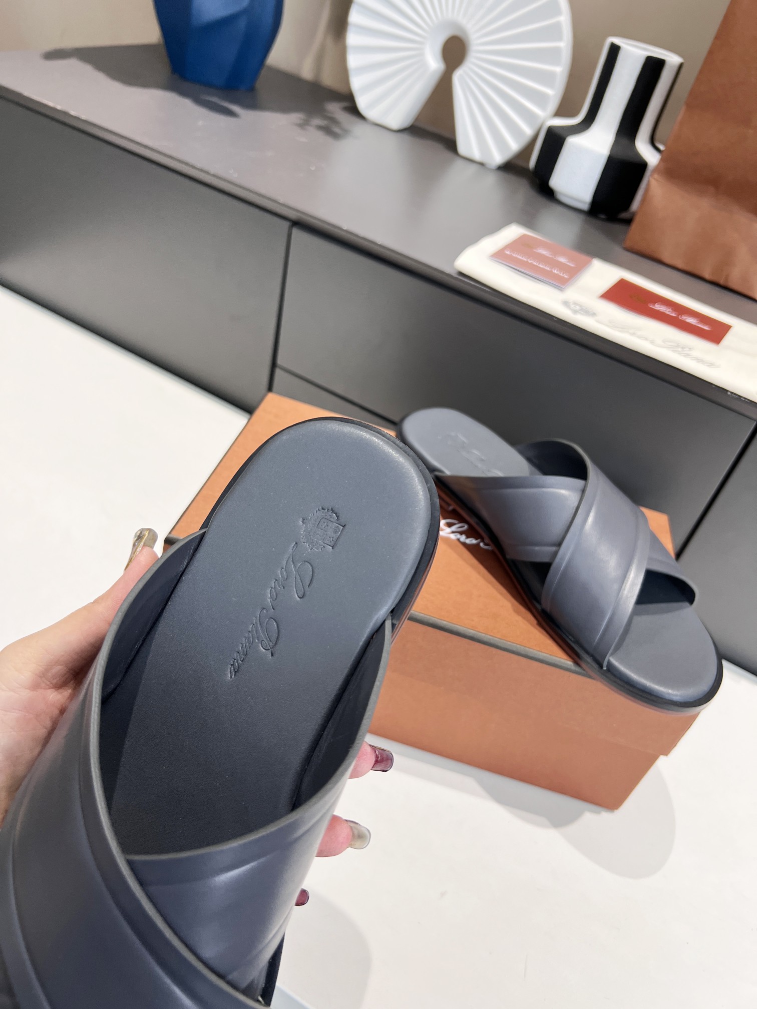 precio de fábrica .Loro Piana * grado superior auténtica zapatillas de los hombres nuevos comprar or