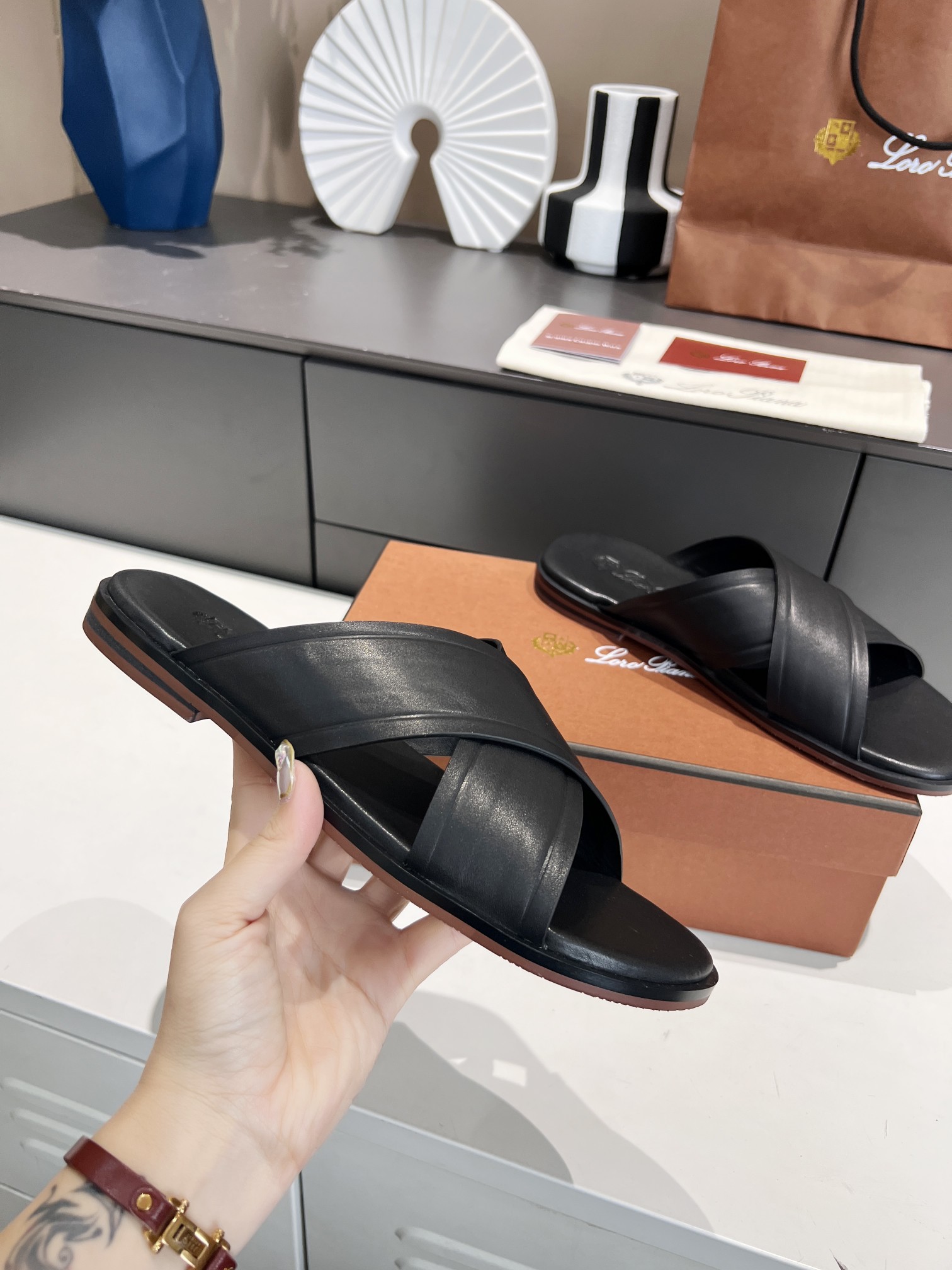 precio de fábrica .Loro Piana * grado superior auténtica zapatillas de los hombres nuevos comprar or