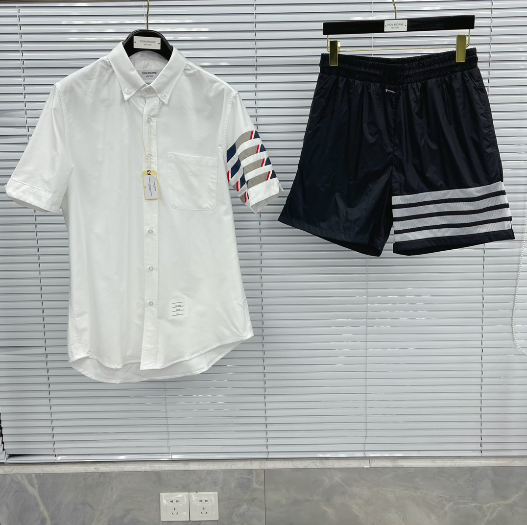 톰브라운 남성 반팔 50608