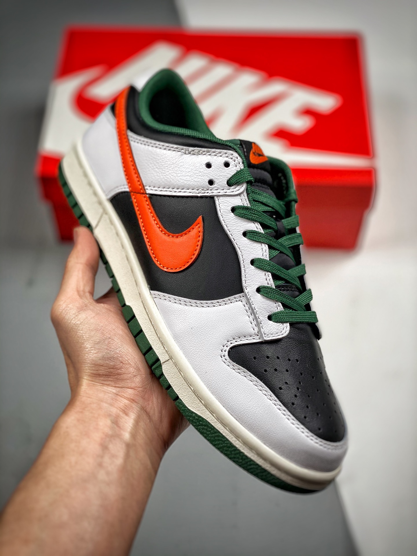 -4 Nk Dunk SB Low Blanco Negro Verde. Producto original puro de fábrica, fotos reales de estreno. Material original de …