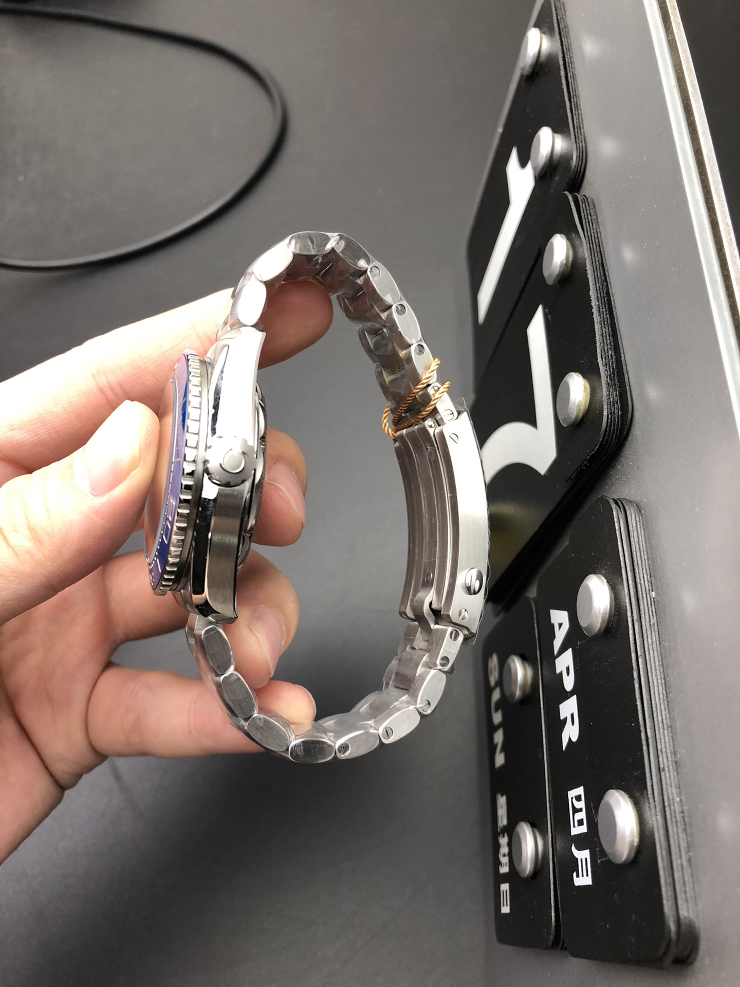 Omega 海马600 43.5