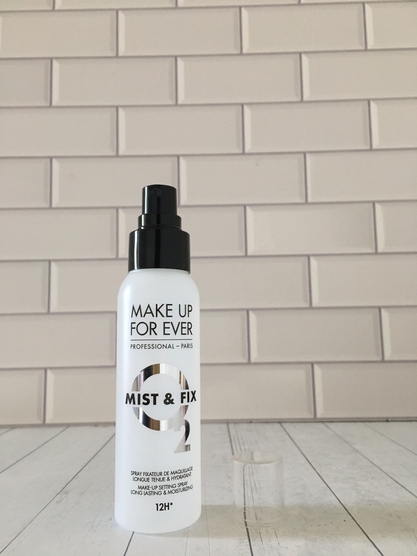 MAKE UP FOR EVER Mist & Fix Setting Spray - Long-Lasting & Moisturizing 3 i1650257280 4968 2
