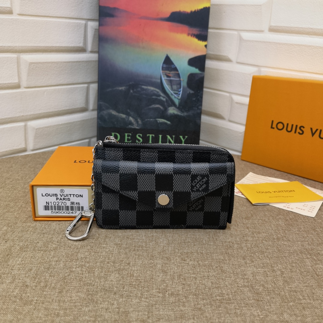 Leather card holder front view