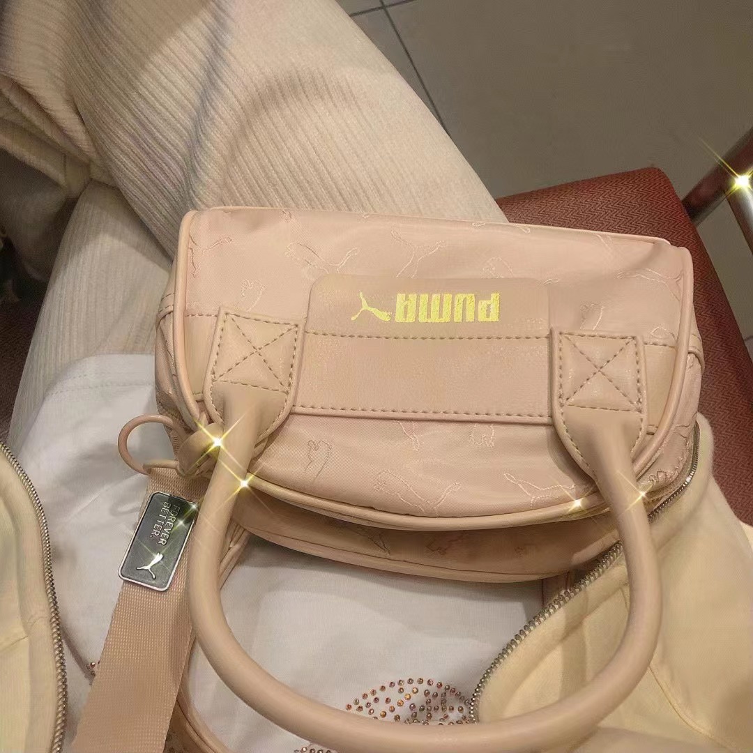 Moynat Classic Luxury Handbag Shoulder Crossbody Bag Ref.0E168218 2