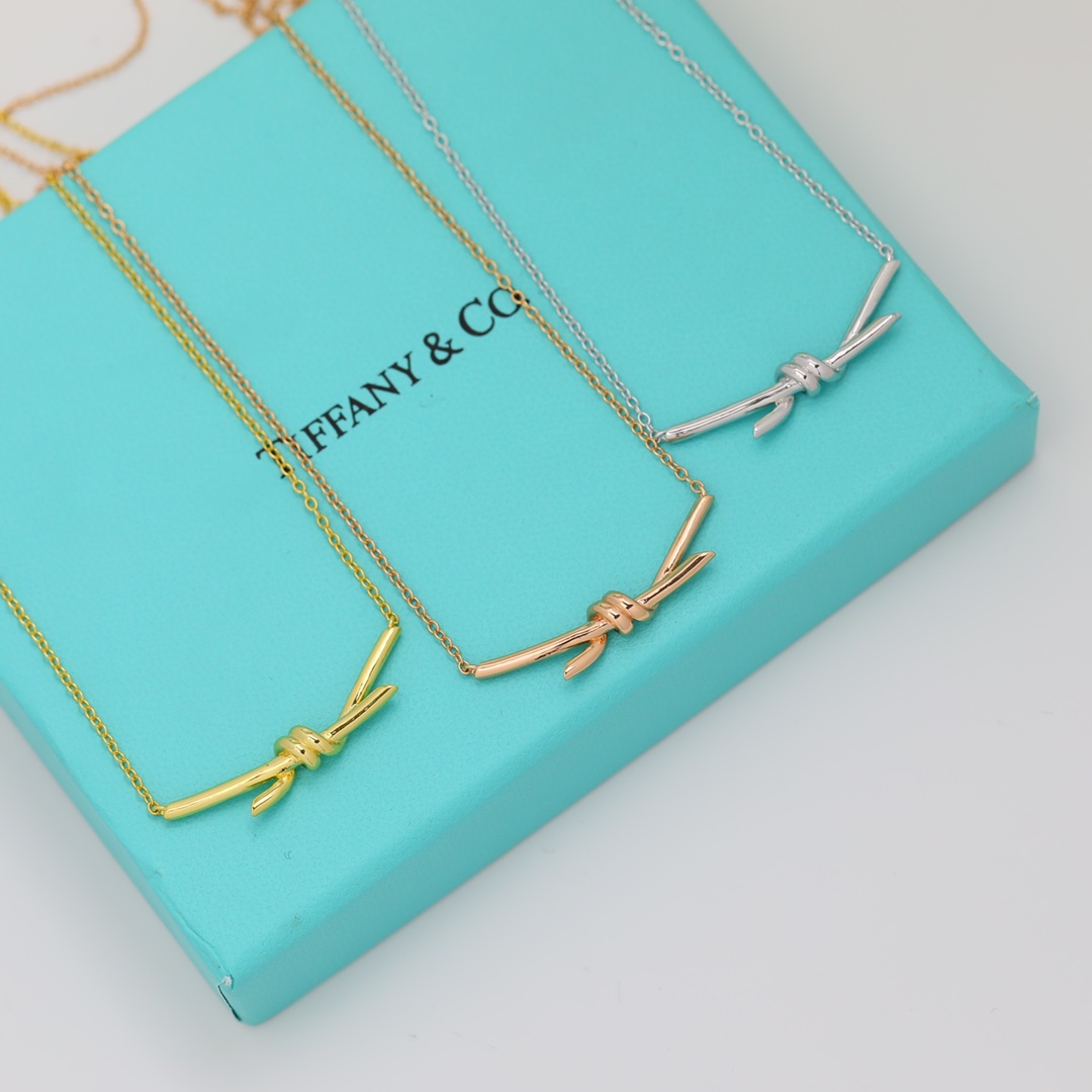 Tiffany klassieke cross two-tone ketting, dik goud gegalvaniseerd, elegant en lief, luxueus en groots - topkwaliteit