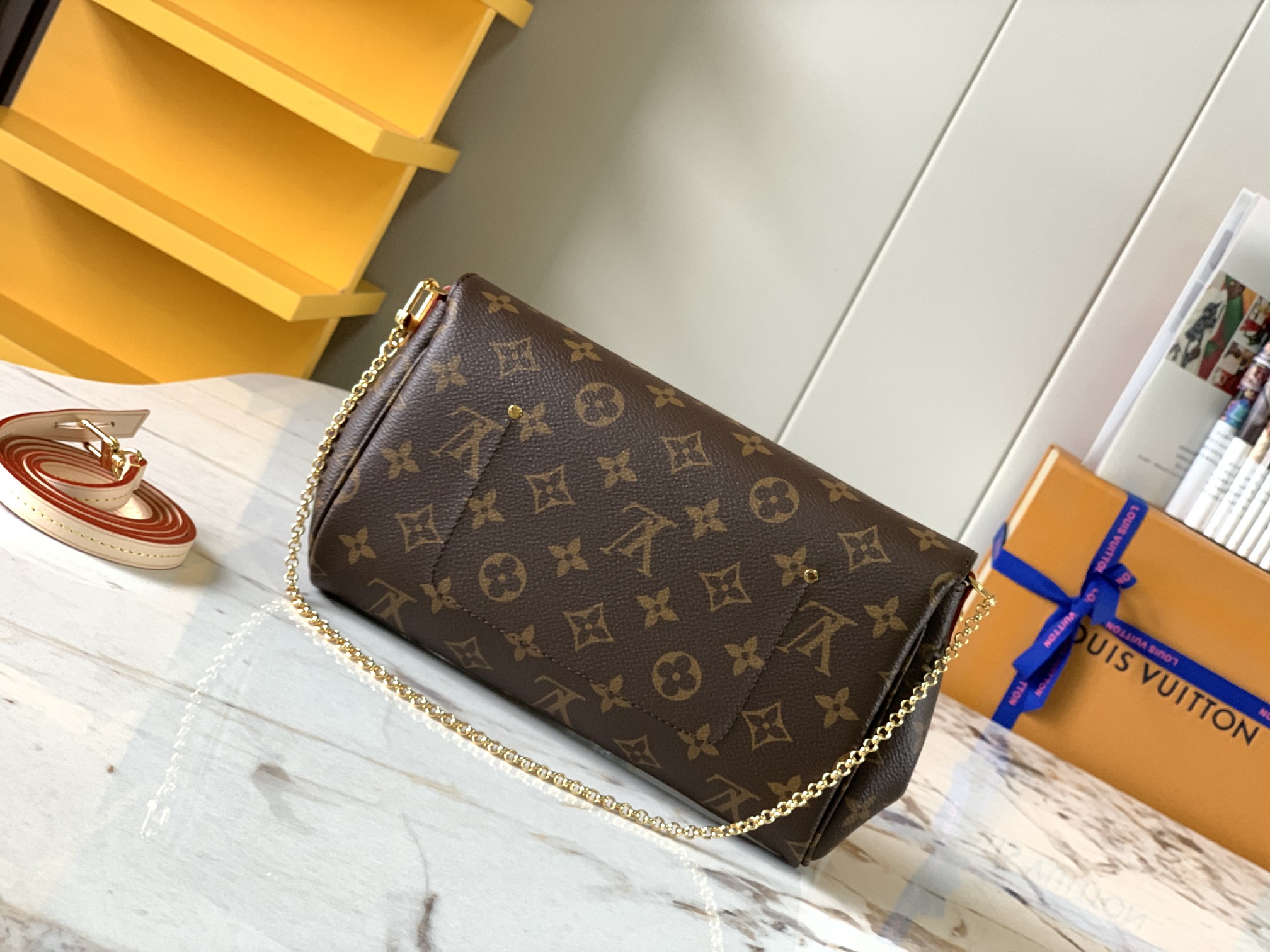 路易威登 Louis Vuitton 高定典藏名品高定成衣时装外套连衣裙衬衫T恤 #C9E761A7 3