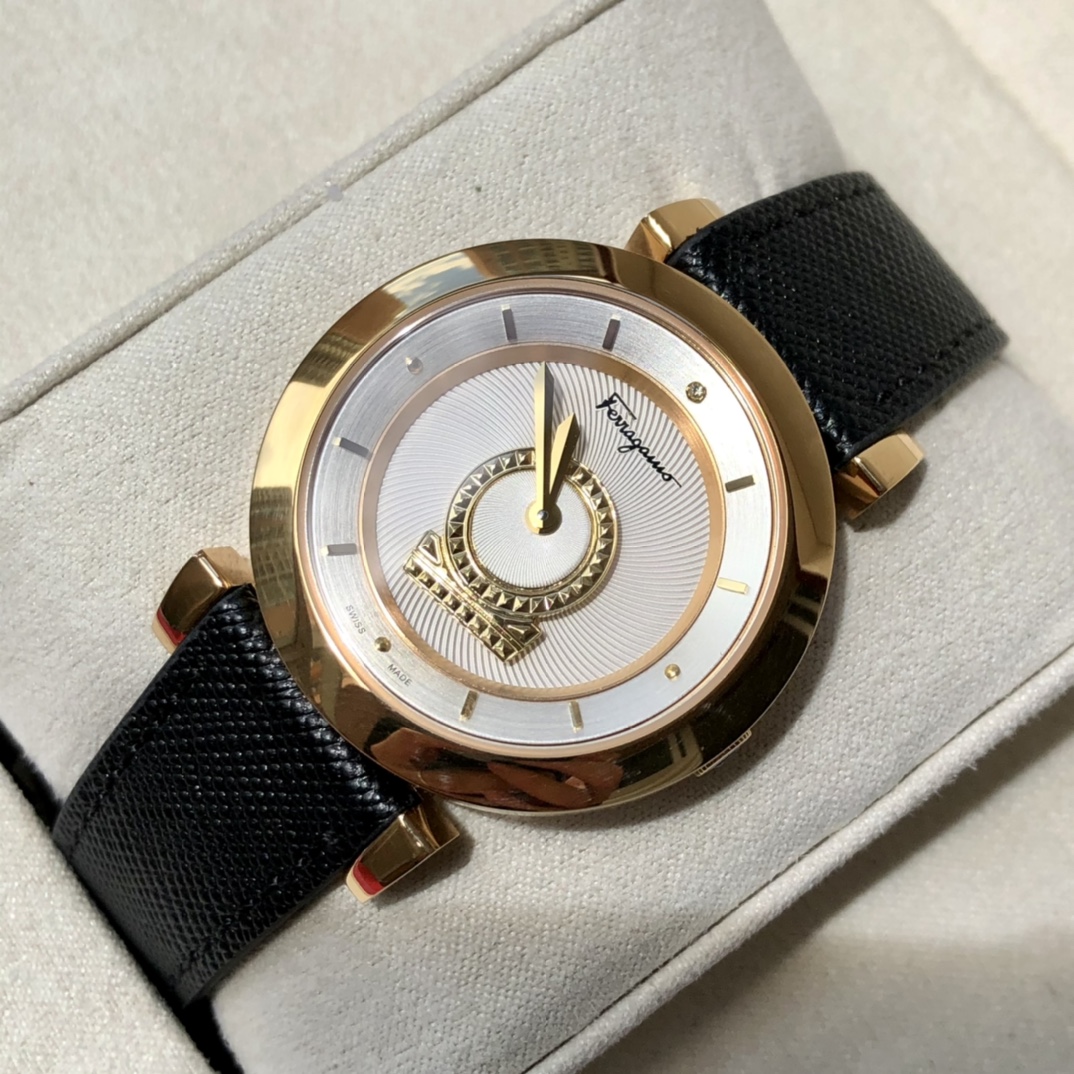 Часы Ferragamo