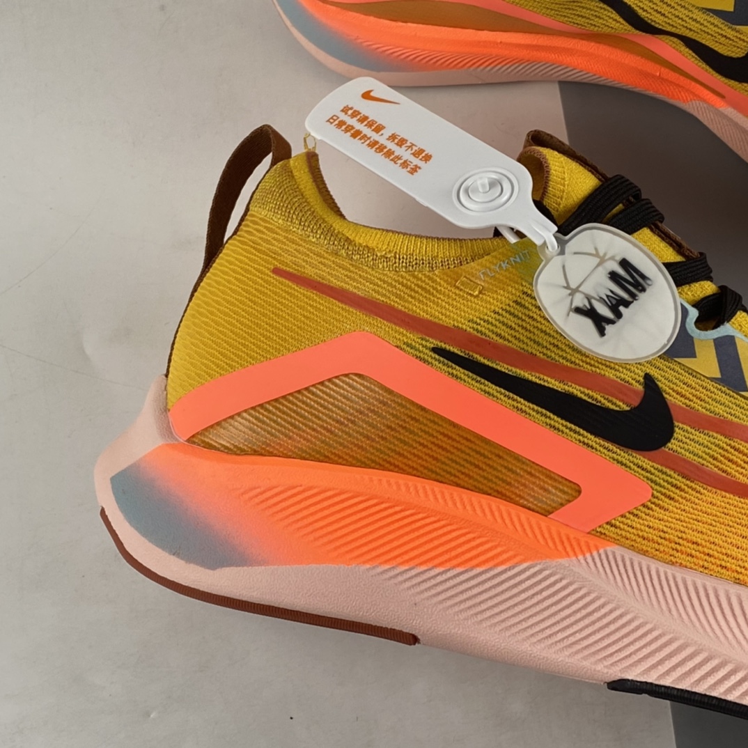 P260 Nike Zoom Fly 4 耐克男子超弹碳板跑步鞋 DD2421-739