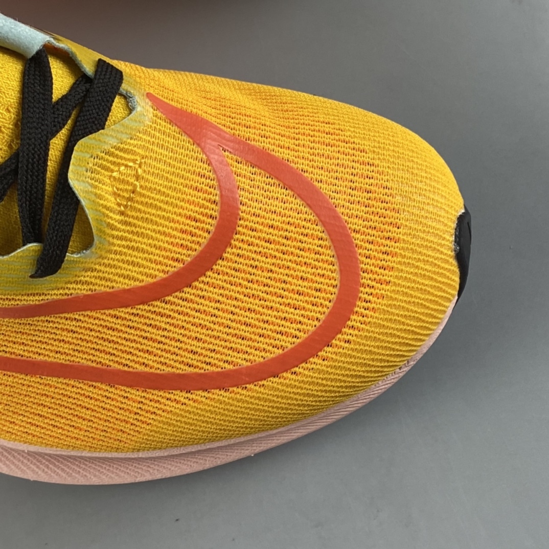 P260 Nike Zoom Fly 4 耐克男子超弹碳板跑步鞋 DD2421-739