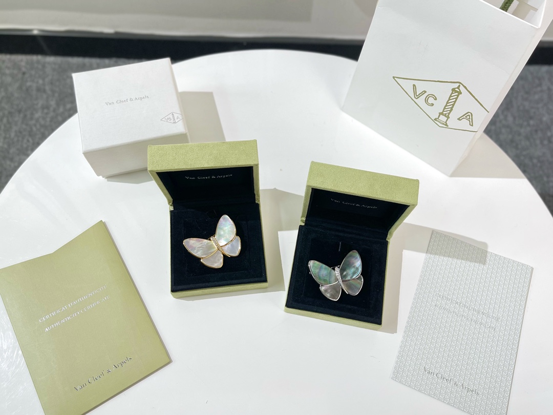 Van Cleef & Arpels梵克雅宝白贝 灰贝 蝴蝶胸针
