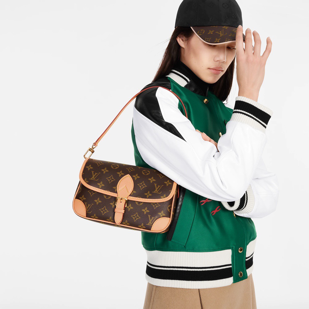 ‼️上身模特图...…
45985