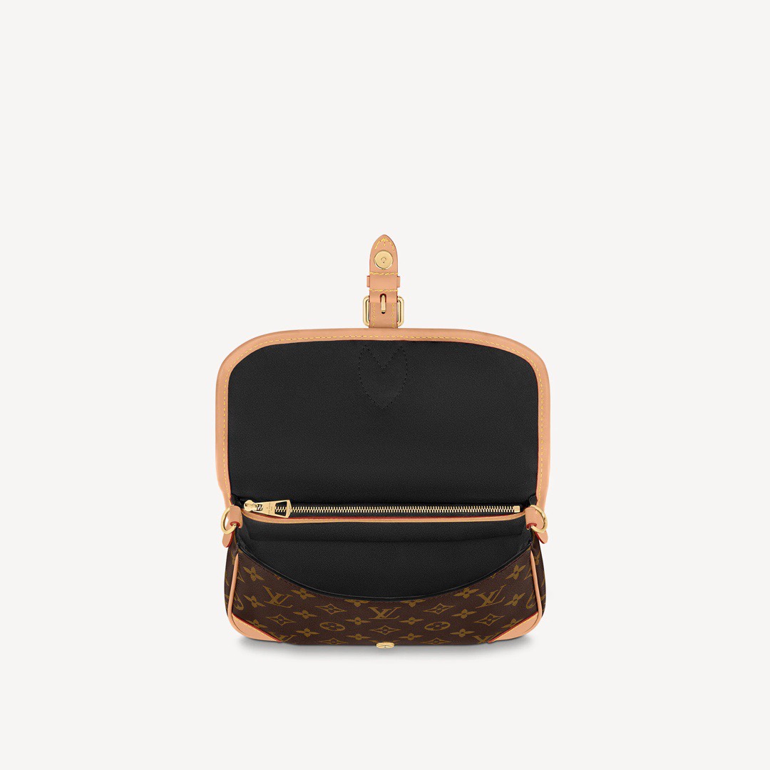 ‼️上身模特图...…
45985