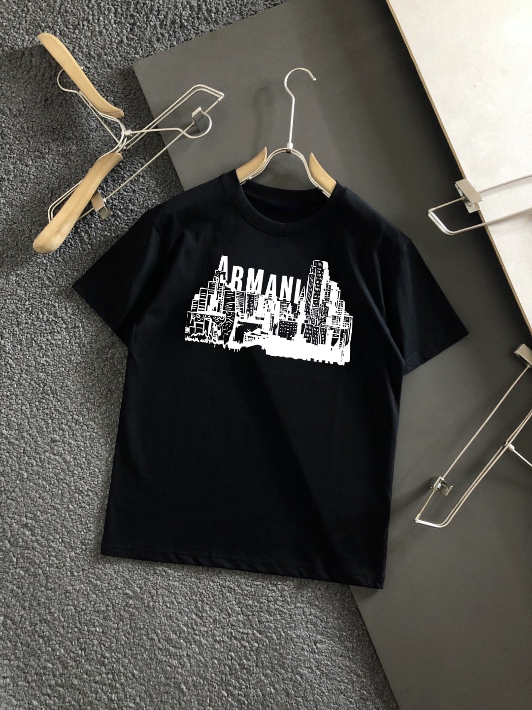 Armani camiseta de manga corta con estampado más nueva, camiseta de alta calidad de tienda original, proceso de fabrica…