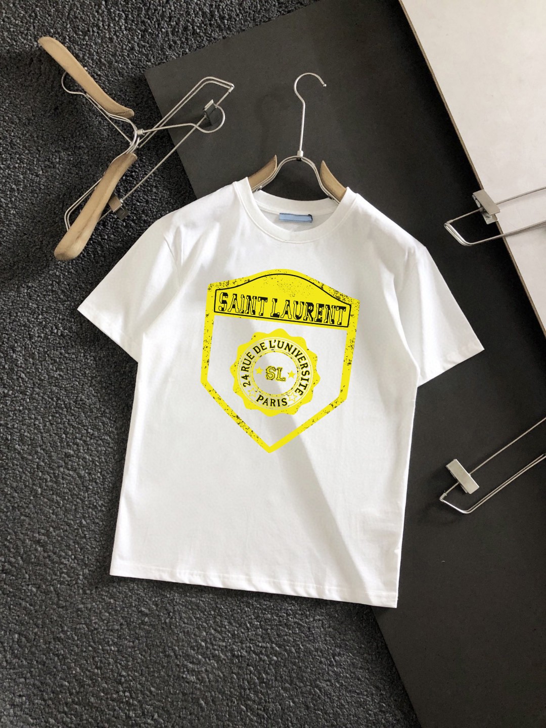 YSL camiseta de manga corta con estampado más nueva, camiseta de alta calidad de tienda original, proceso de fabricació…