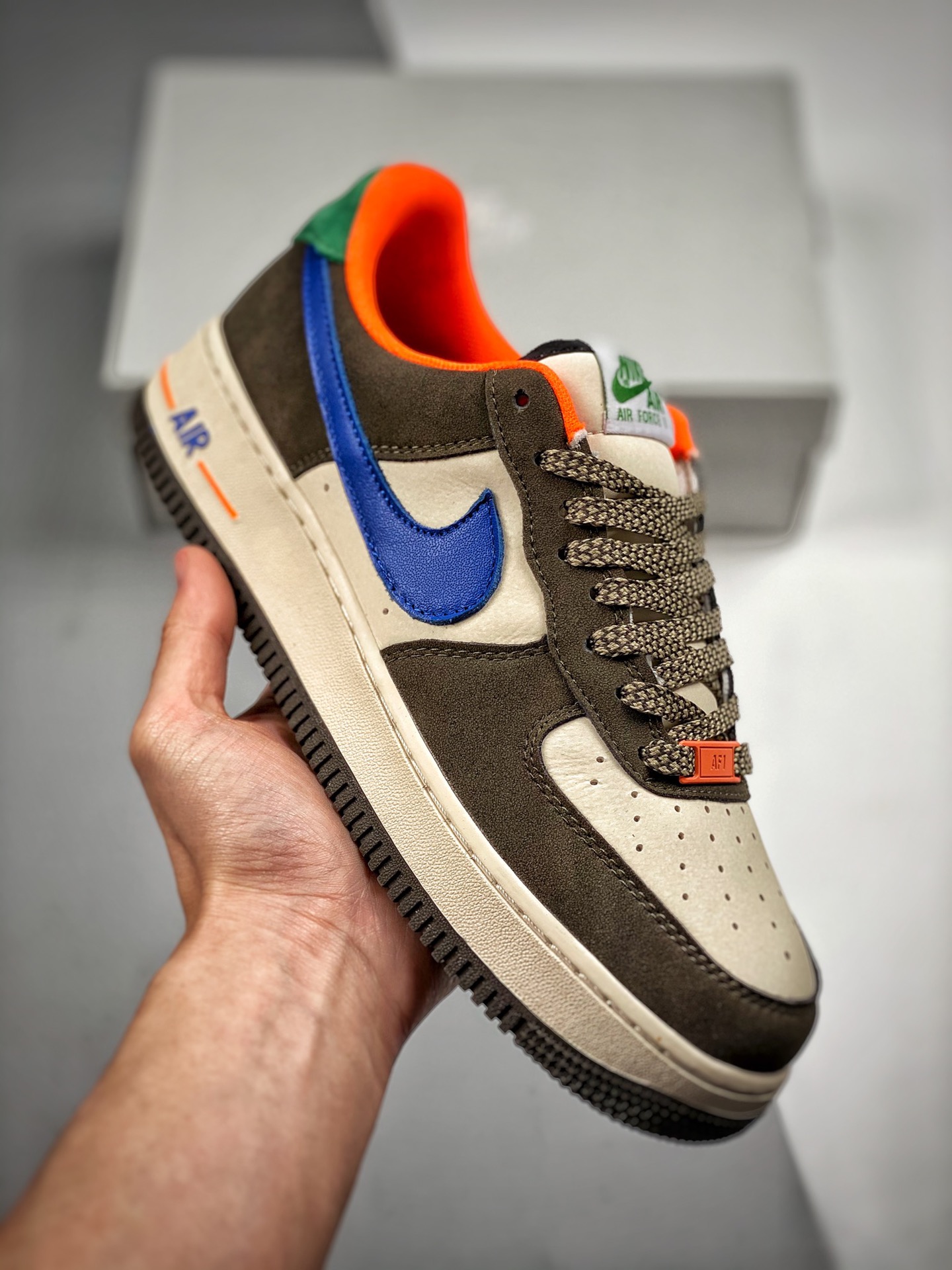 -3 NK Air Force 1 Low Marrón oscuro y azul, Fuerza Aérea Uno. Sincronizado oficialmente, nivel original. Horma original…