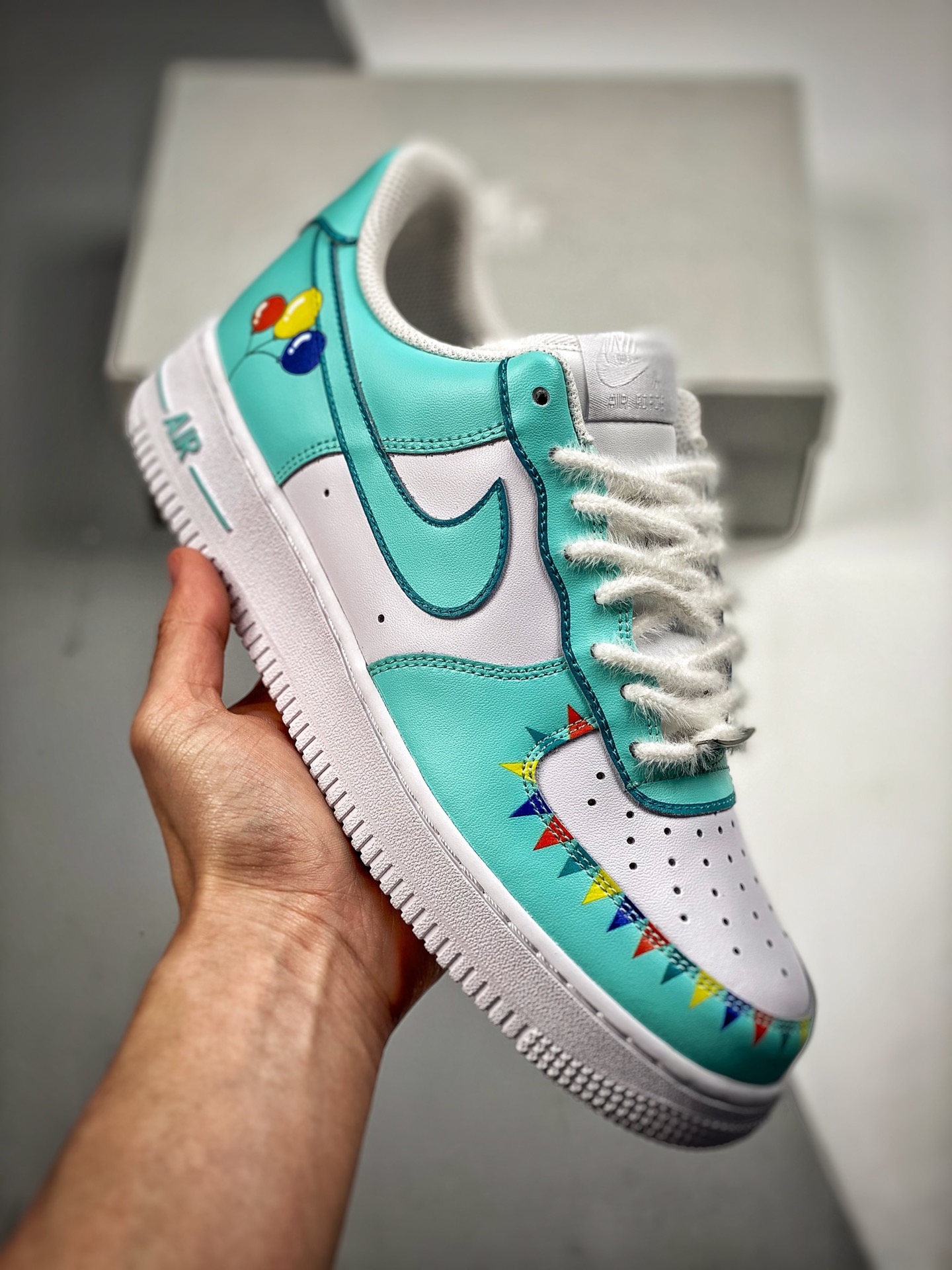-3 Nike Air Force 1 Low '07 Color circo, zapatillas de caña baja de la Fuerza Aérea Uno casual. Cuero personalizado. Im…