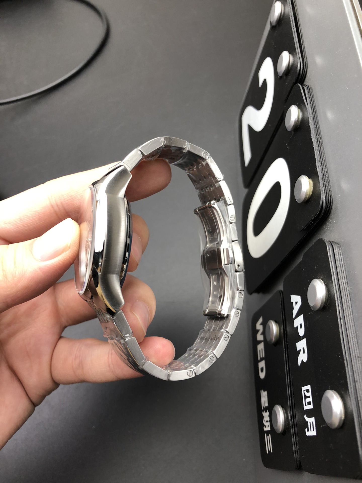 Omega 8500蝶飞