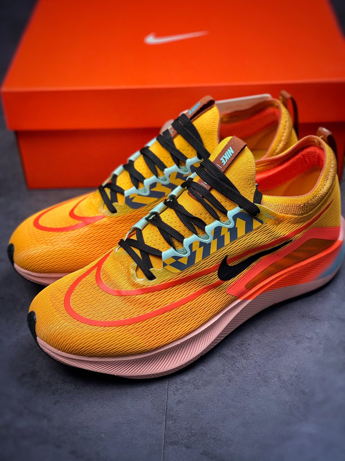 190 Nike Zoom Fly 4 耐克跑鞋 Flyknit 材料DO2421-739