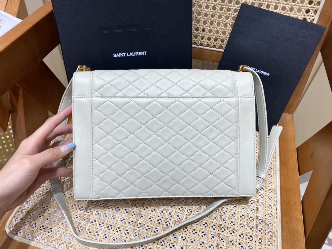 Saint laurent Ysl Gaby绗缝纹路信封斜挎包 668863白色