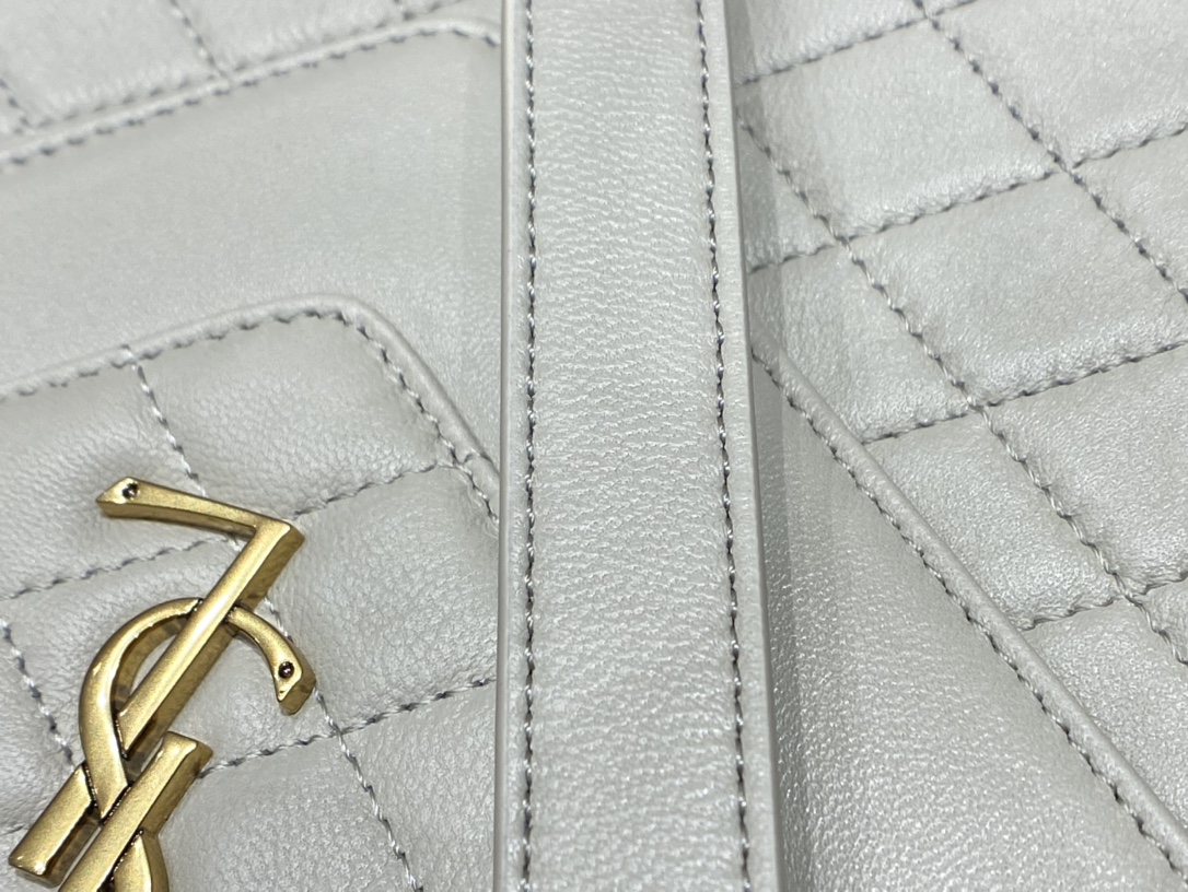 Saint laurent Ysl Gaby绗缝纹路信封斜挎包 668863白色