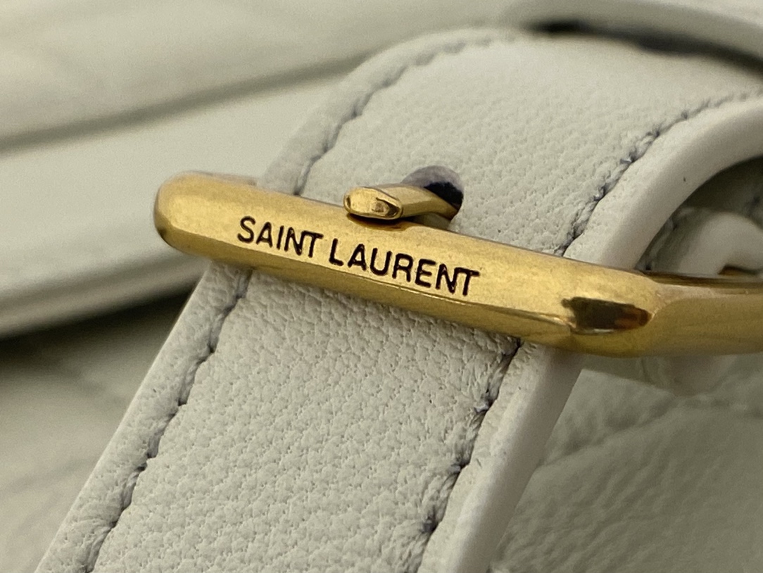 Saint laurent Ysl Gaby绗缝纹路信封斜挎包 668863白色