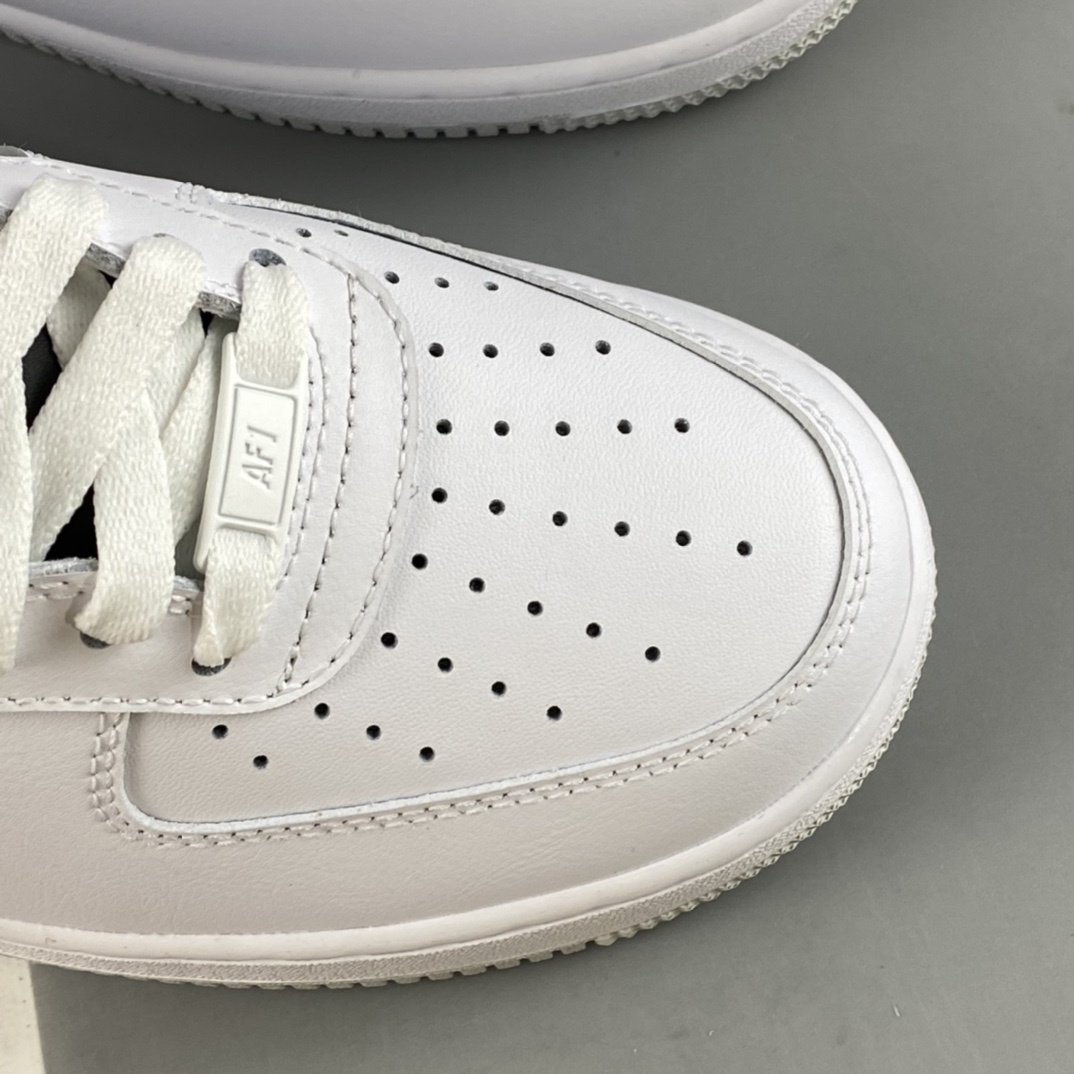 P220 Nike Air Force 1’07 Low 空军一号低帮休闲板鞋 DV1229-111