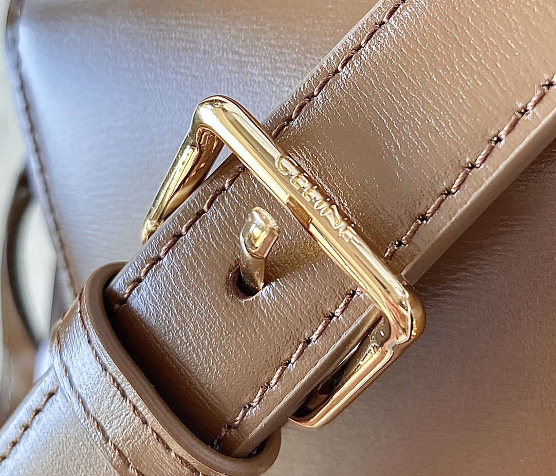 CELINE赛琳进口BOX 小牛皮凯旋门肩背包3032