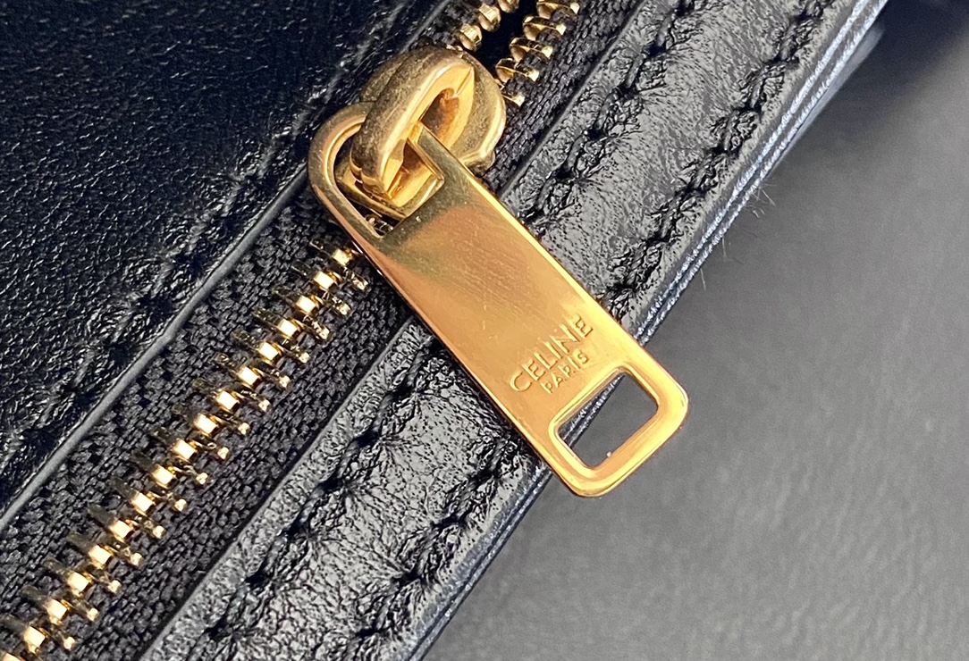 CELINE赛琳进口BOX 小牛皮凯旋门肩背包3032