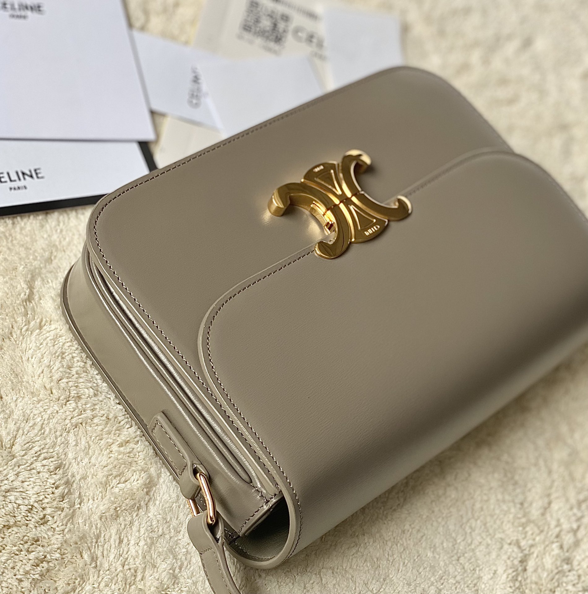 CELINE赛琳进口BOX 小牛皮凯旋门肩背包3032