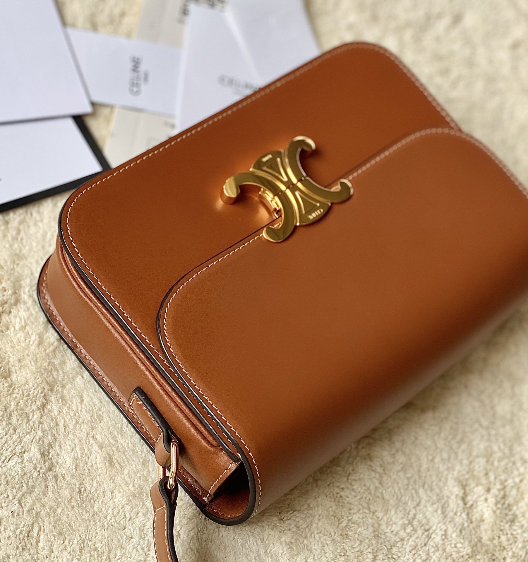 CELINE赛琳进口BOX 小牛皮凯旋门肩背包3032