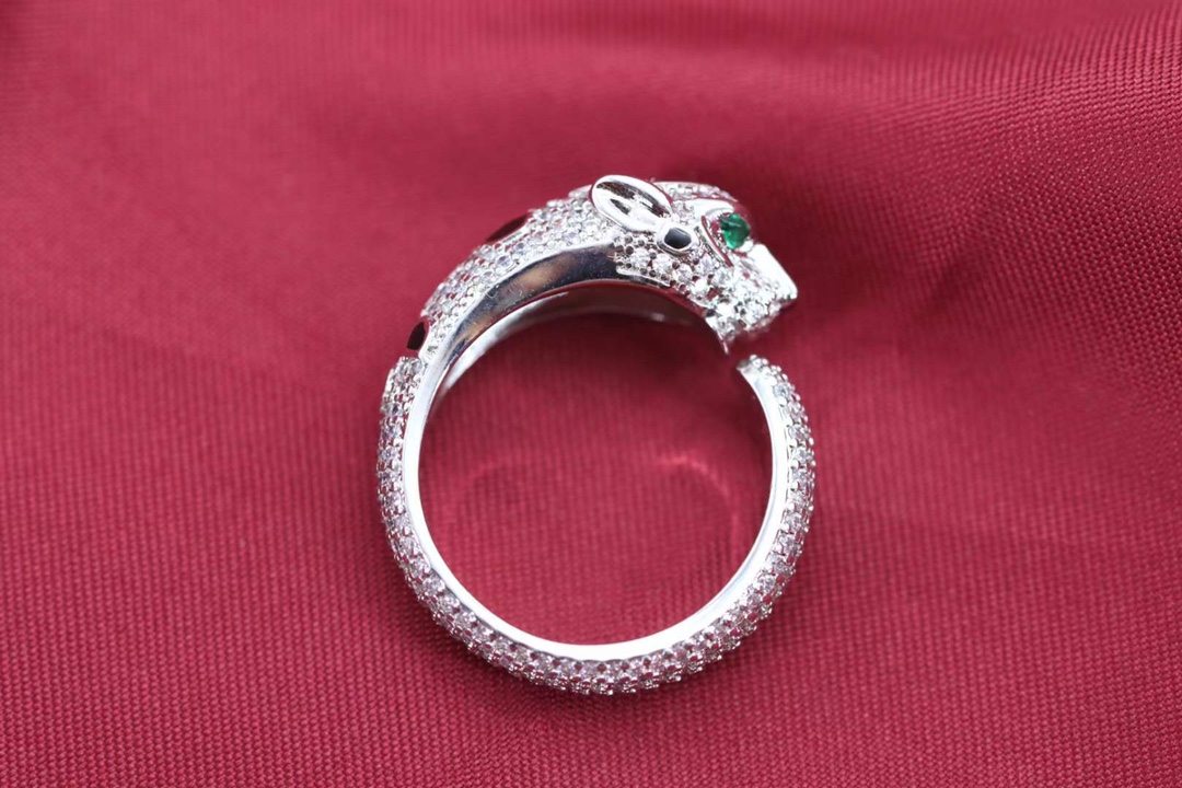 Cartier Cartier 高级珠宝系列 银色满钻豹子戒指