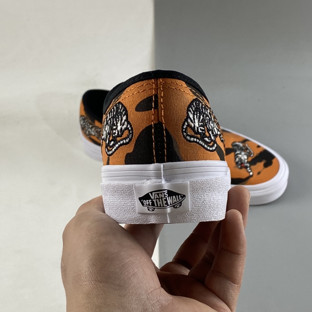 Vans Authentic Vans Tiger Year limited low-top casual shoes VN0A5KRDORA