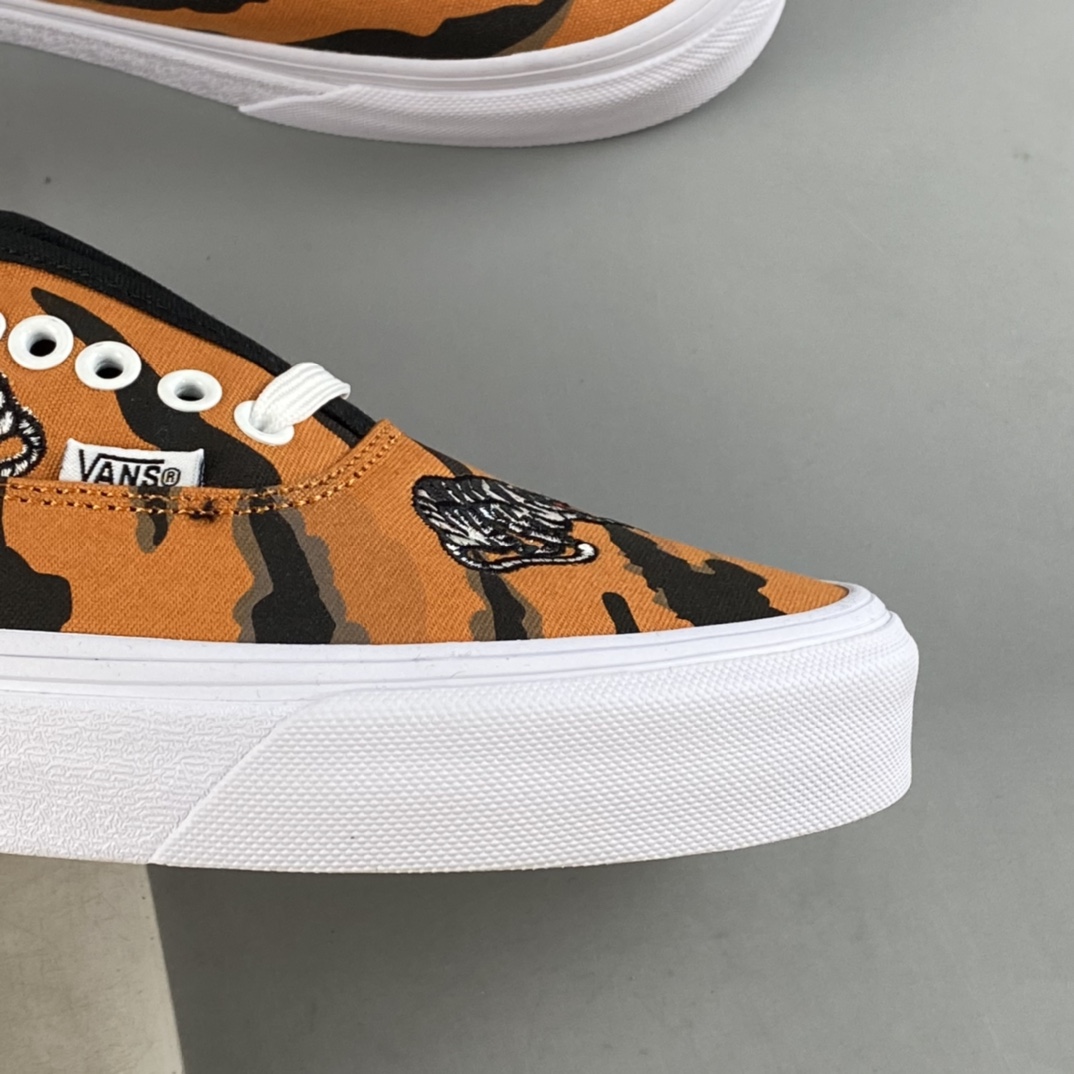 Vans Authentic Vans Tiger Year limited low-top casual shoes VN0A5KRDORA