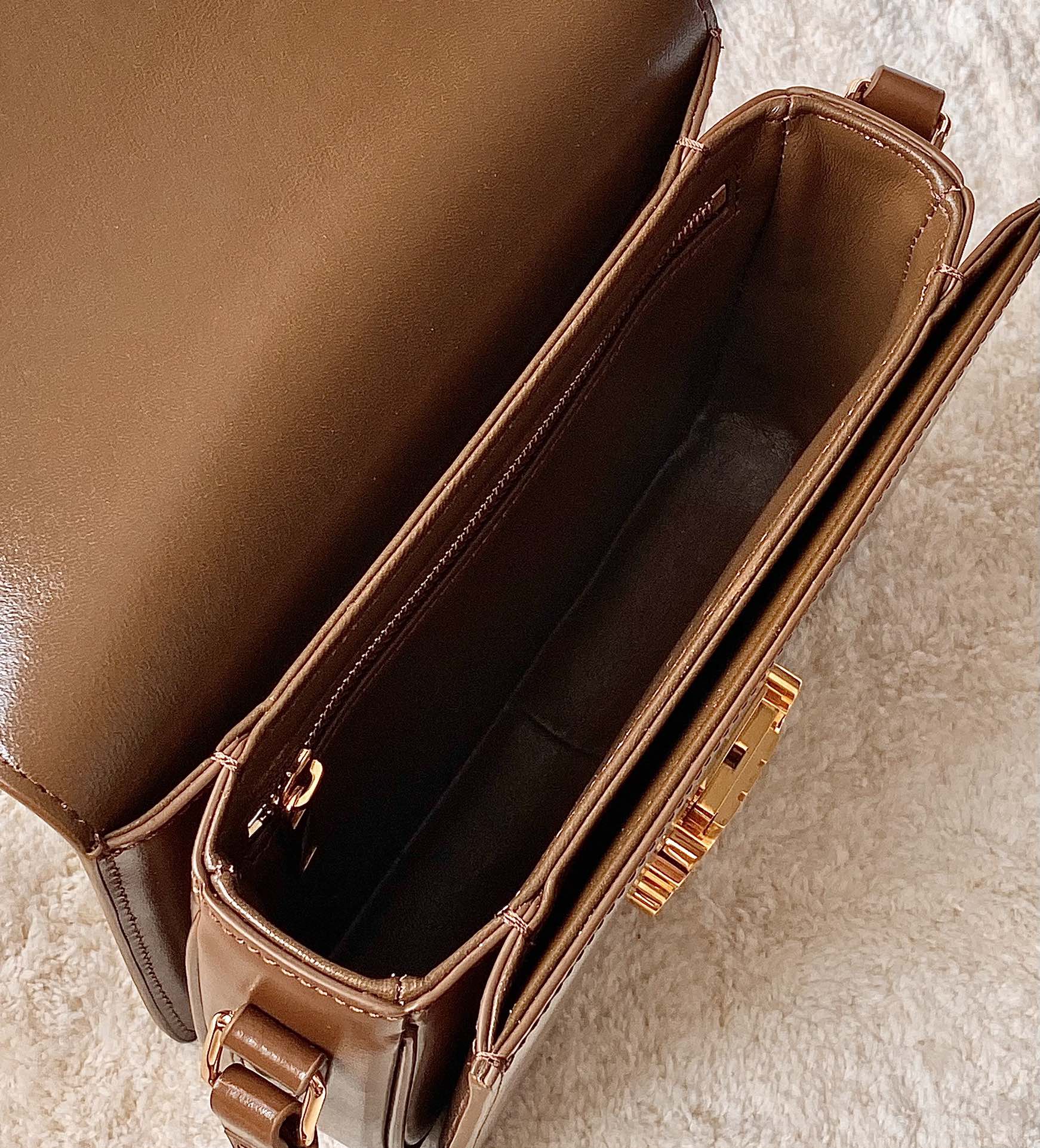 CELINE赛琳进口BOX 小牛皮凯旋门肩背包3303