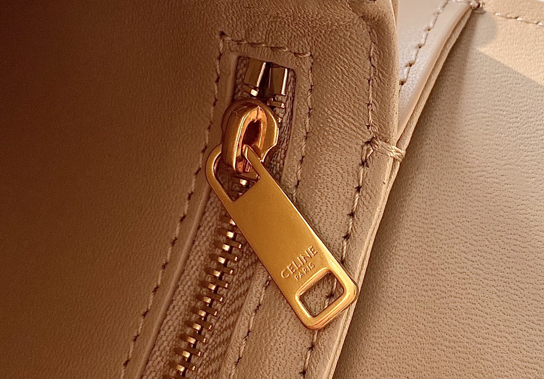 CELINE赛琳进口BOX 小牛皮凯旋门肩背包3303