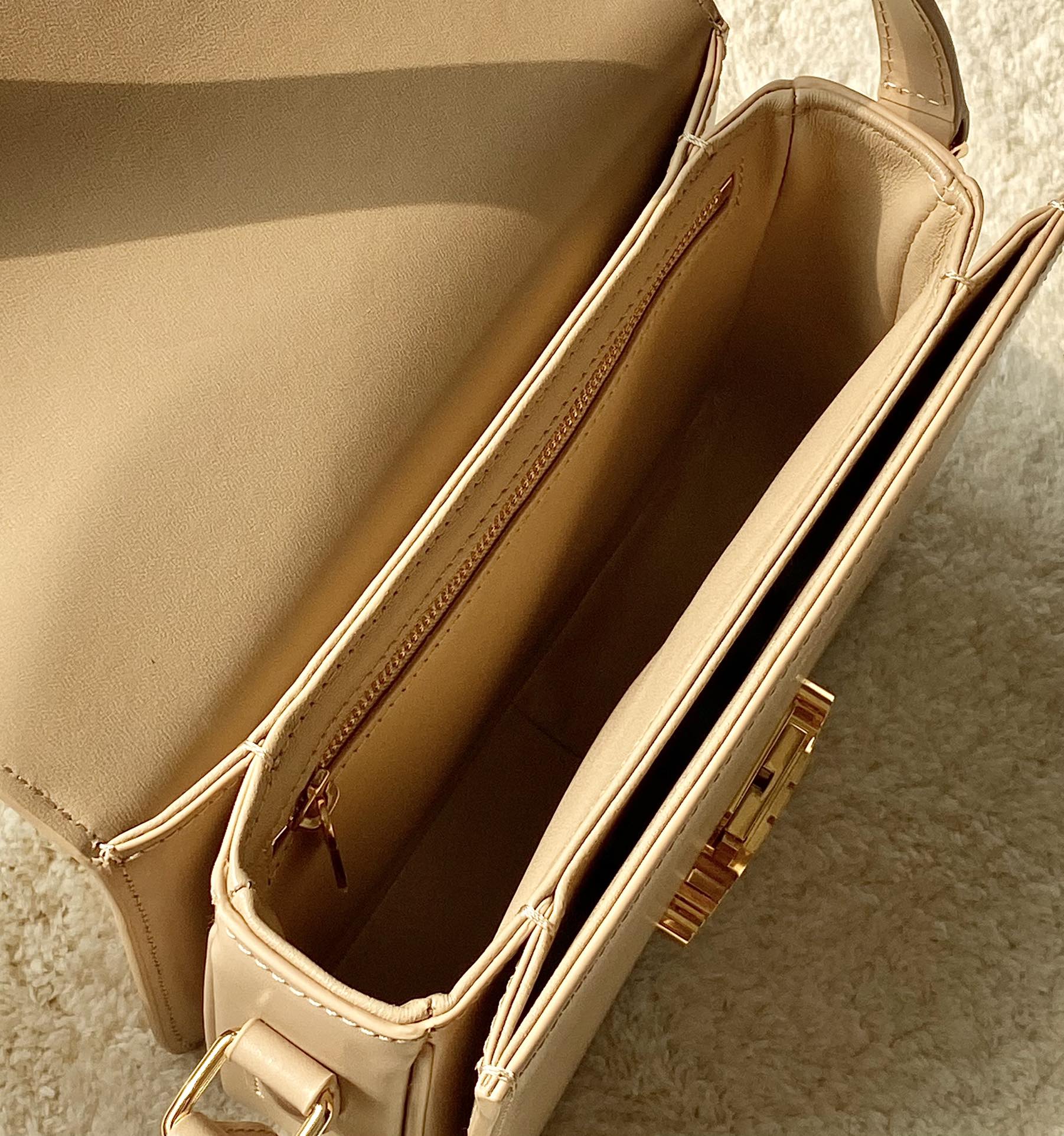 CELINE赛琳进口BOX 小牛皮凯旋门肩背包3303