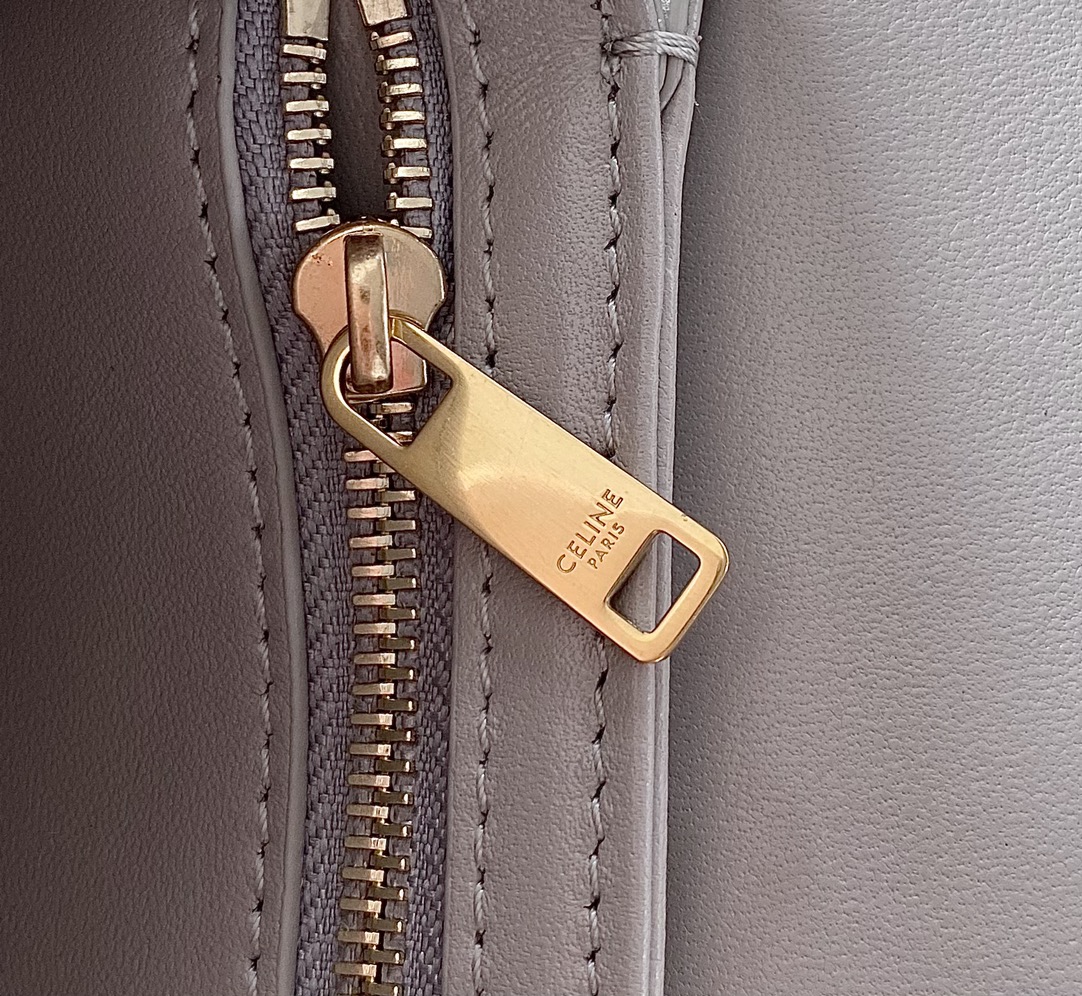 CELINE赛琳进口BOX 小牛皮凯旋门肩背包3303