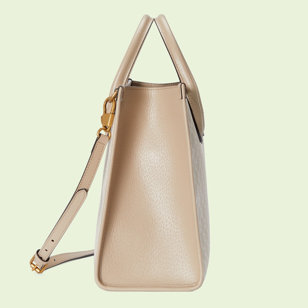 Unique Designer Creates Gender-Inclusive Retro Accessories with Practical Features - 图片 4