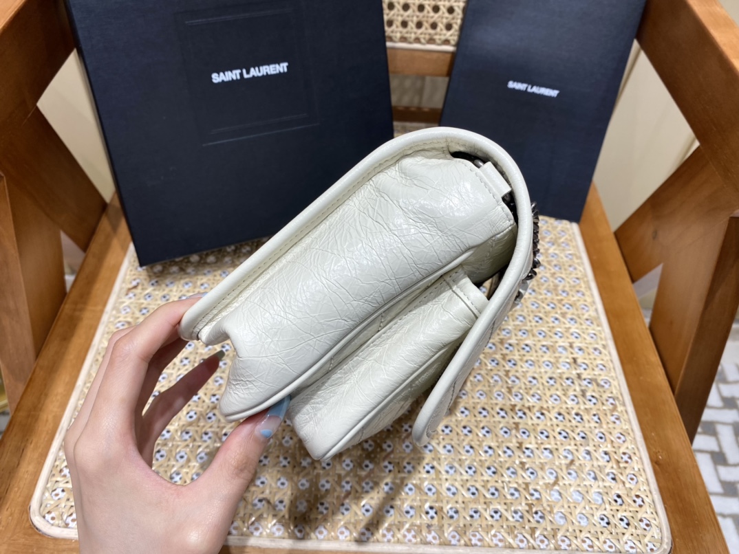 YSL Niki 22CM 邮差包 633151奶白色